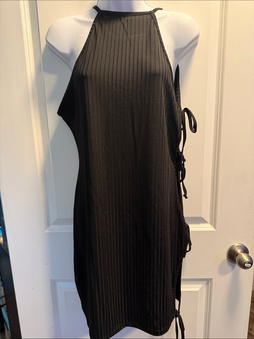 SHEIN Black Ribbed Halter Side-Tie Dress
